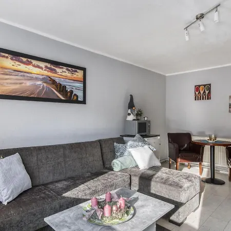 Modern In With Terrace Holiday home *